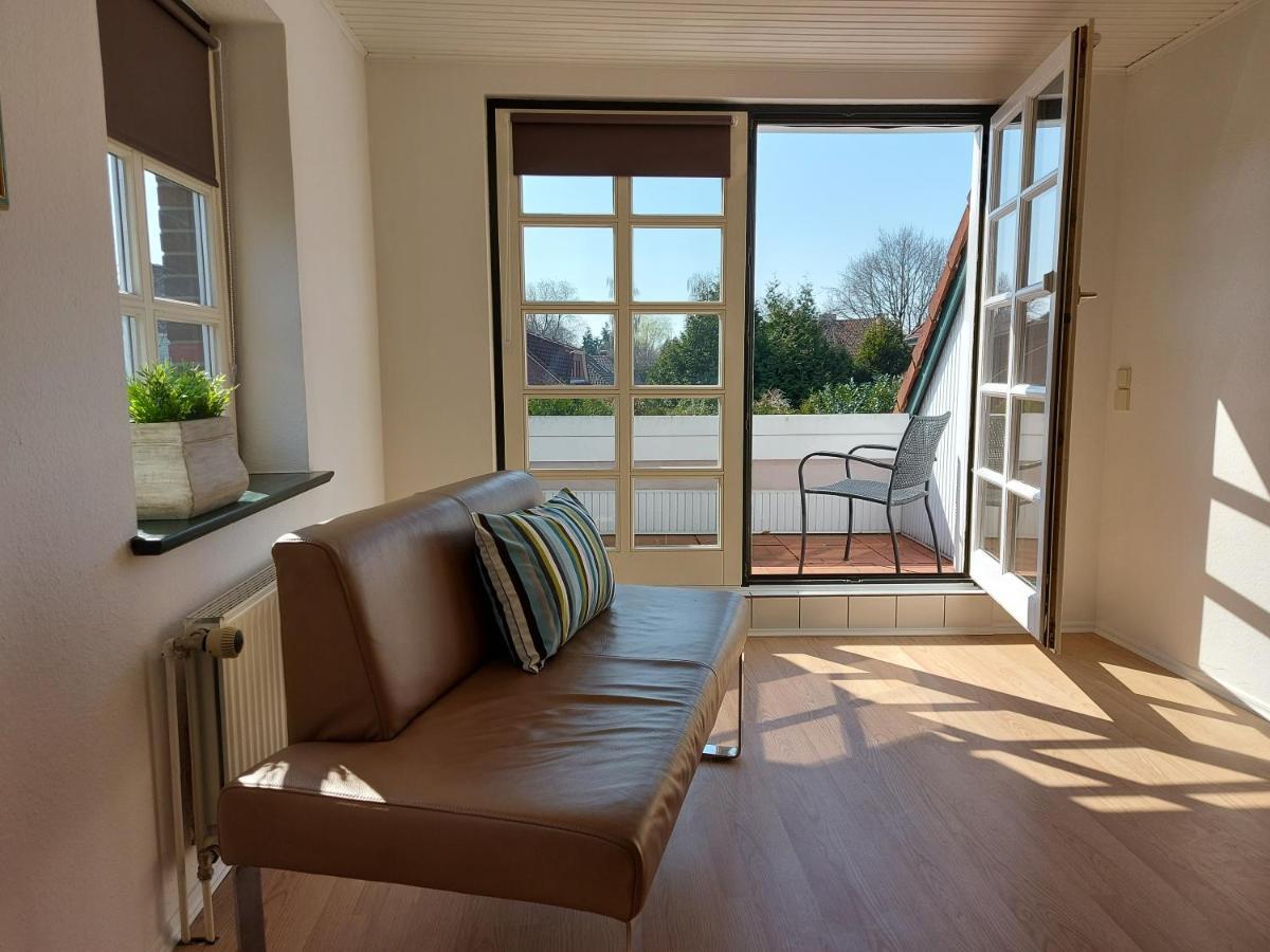 Ferienhaus Blaue Nordseewelle Villa เอเซินส์ ภายนอก รูปภาพ