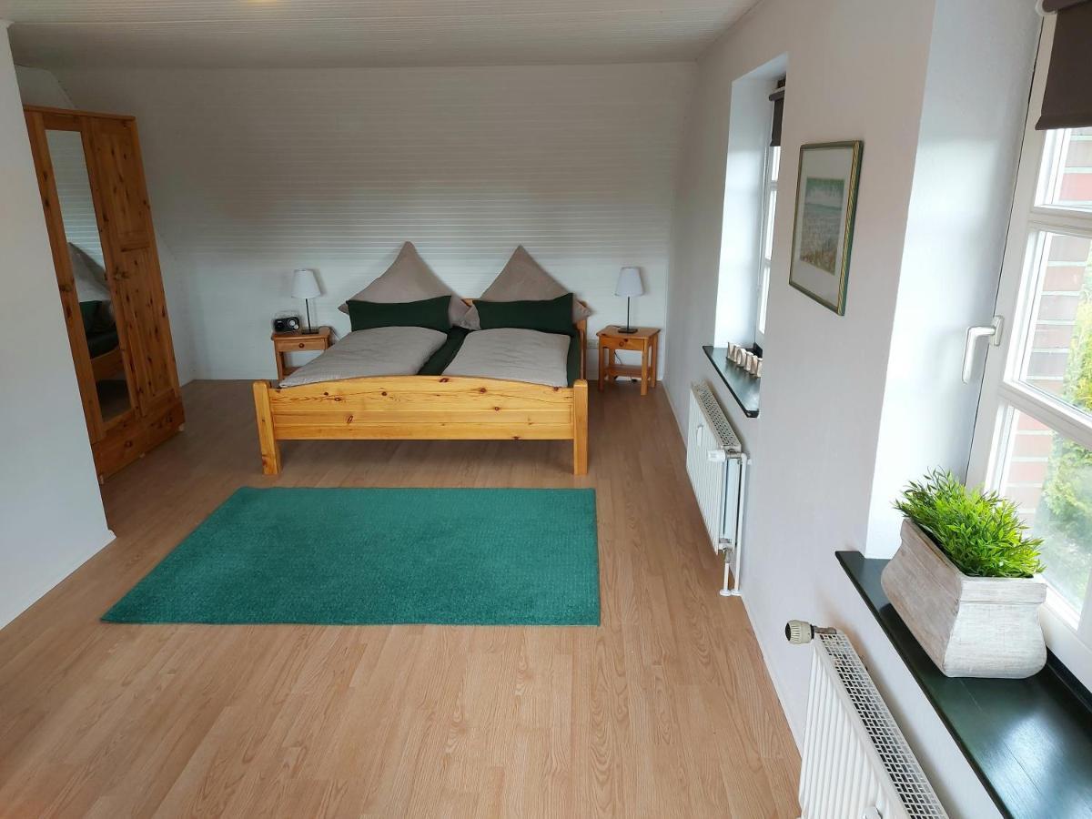 Ferienhaus Blaue Nordseewelle Villa เอเซินส์ ภายนอก รูปภาพ